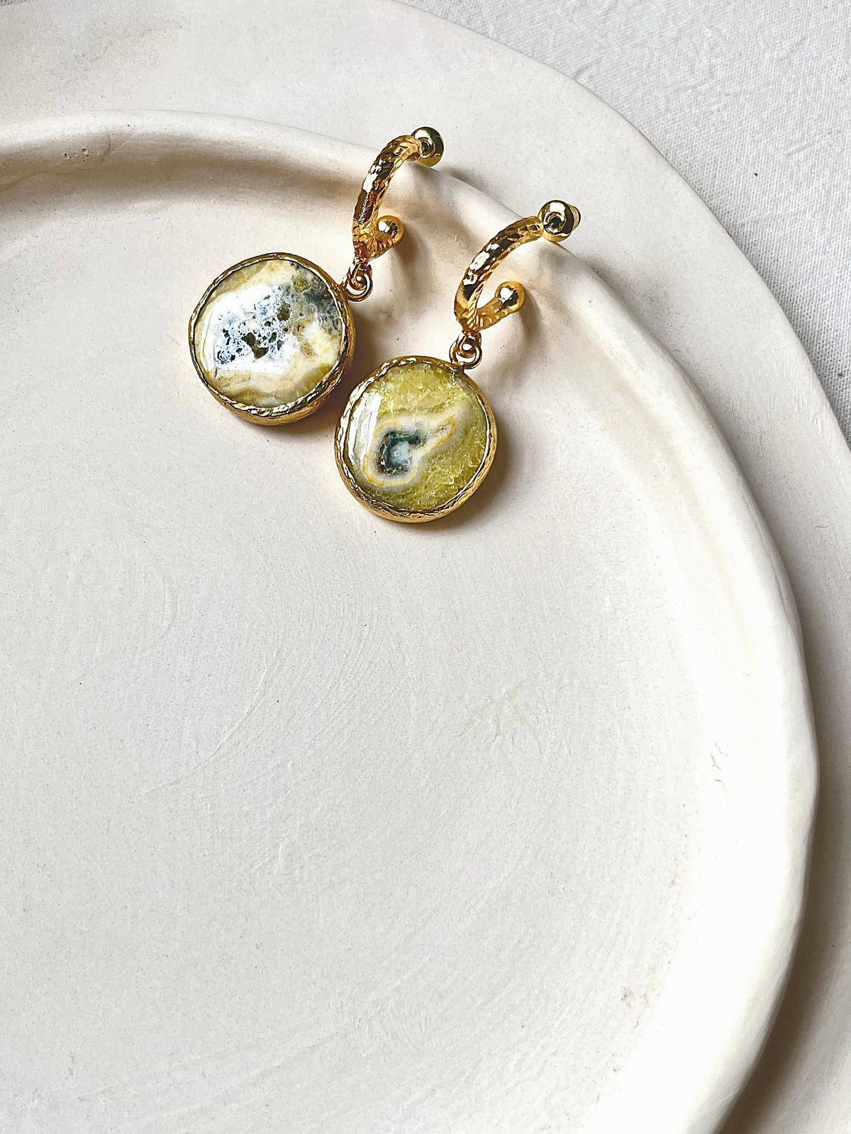 Agate Pendant Hoop Earrings