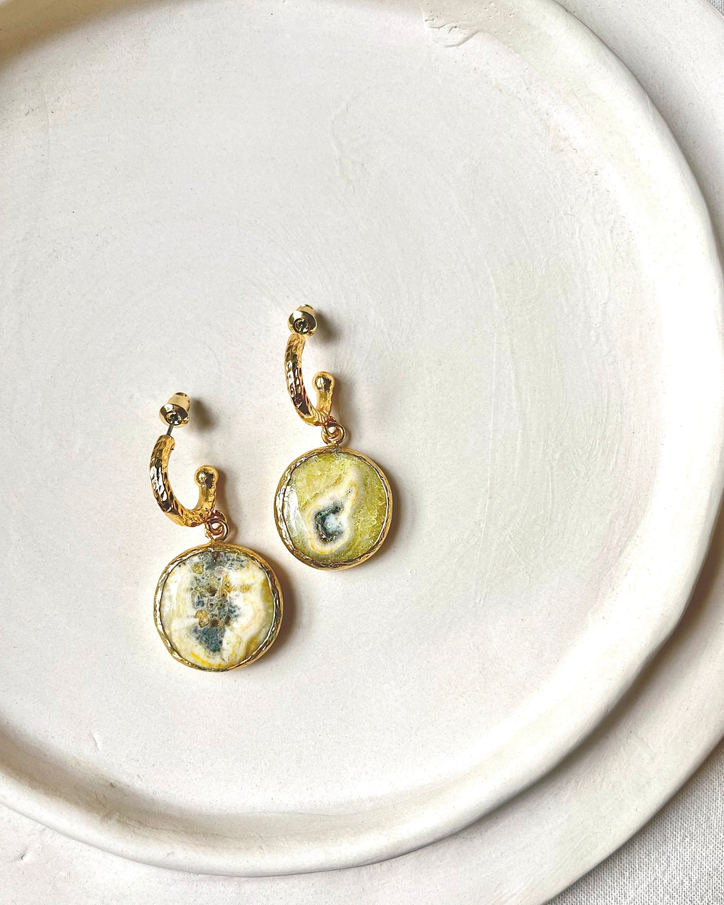 Agate Pendant Hoop Earrings