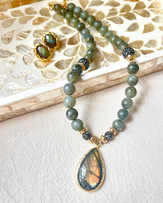 Labradorite Amulet and Beads Necklace